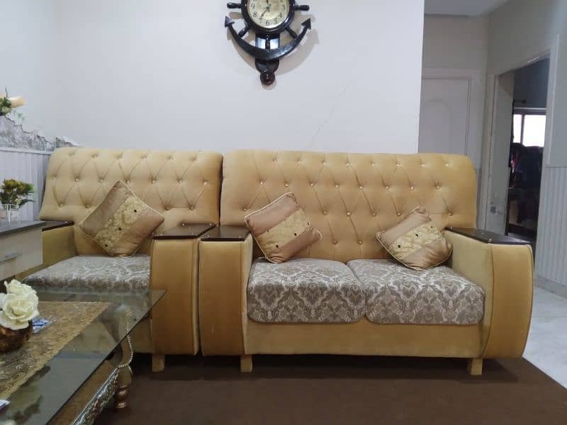 Sofa set 6 seater 3