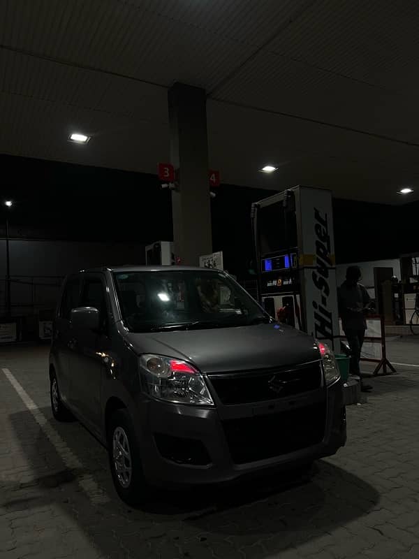 Suzuki Wagon R 2017 1