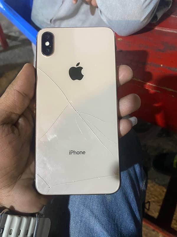 IPhone XS Max factory unlock 9