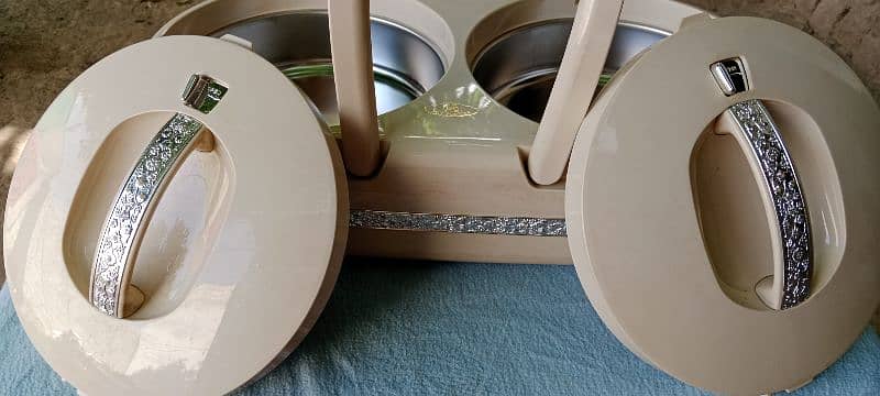 Hot and cold food container in new condition 4
