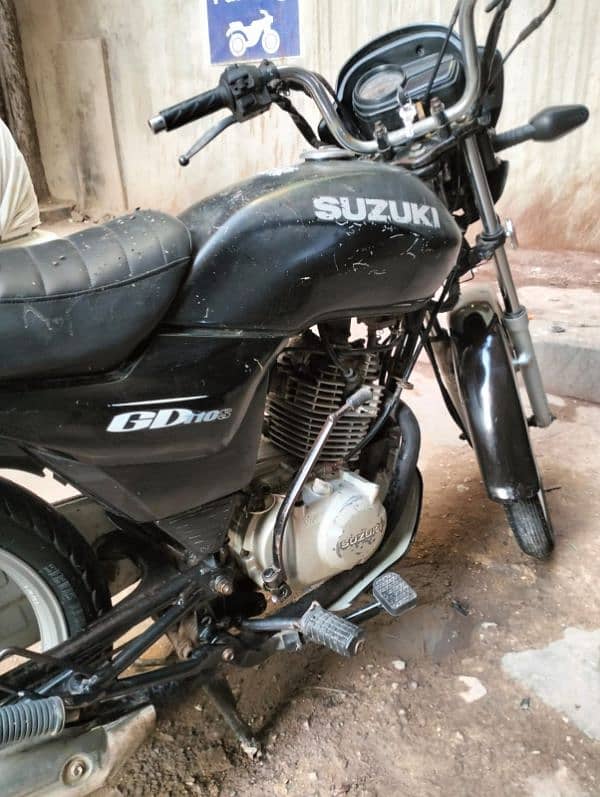 Suzuki gd110 4