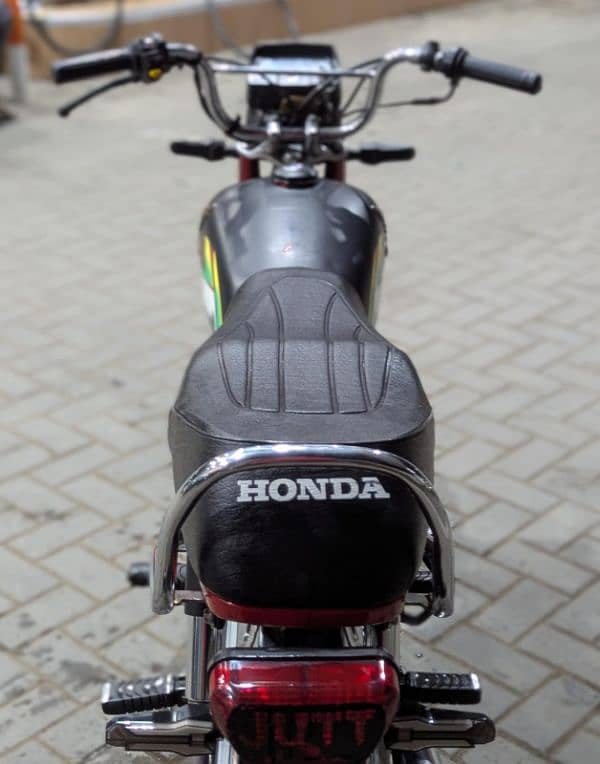 Honda CD 70 5