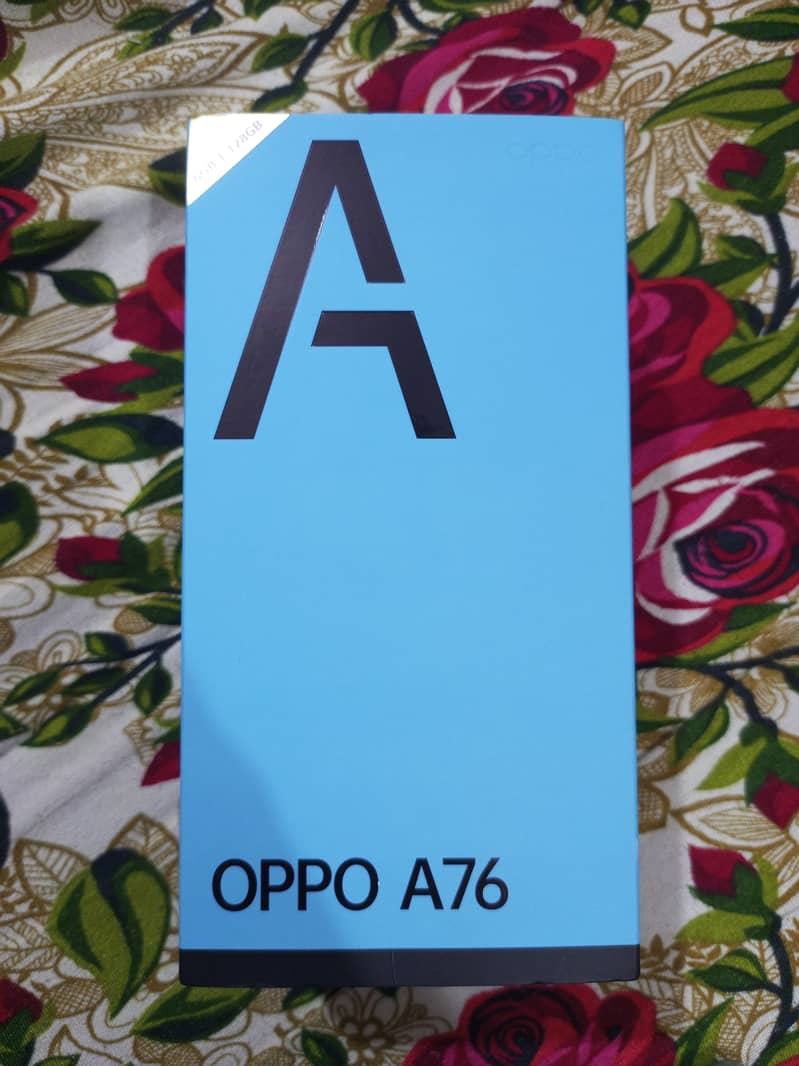 OPPO A76 3