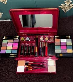 Makeup vanity kit