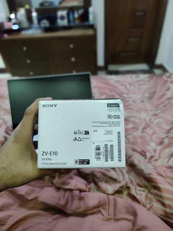 Sony ZV E10 | Box Packed 4