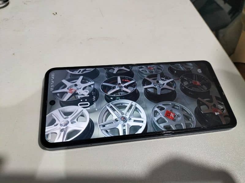 Infinix Hot 40 For Sale 3