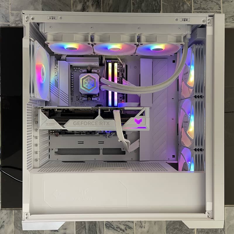 High-End Gaming PC – Ryzen 9, RTX 4070 Ti, 32GB RAM, 1TB SSD 2