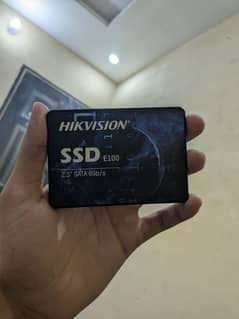 256GB SSD. Hikvision E100