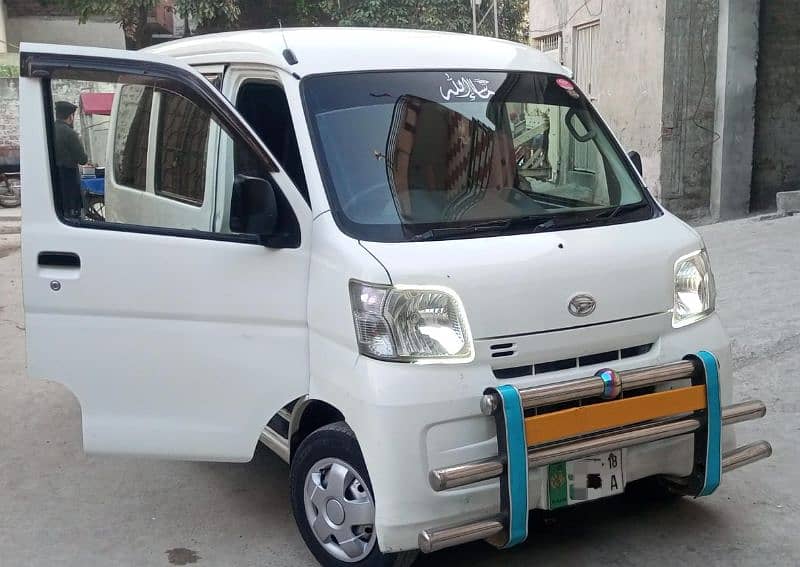 Daihatsu Hijet 14/18 3