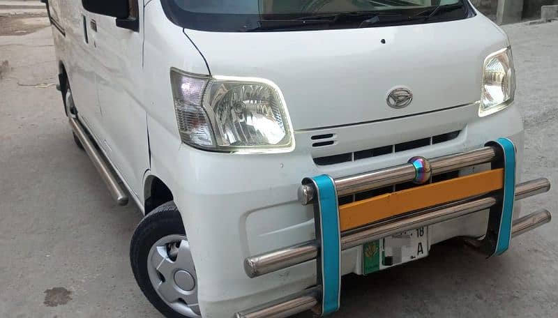 Daihatsu Hijet 14/18 12