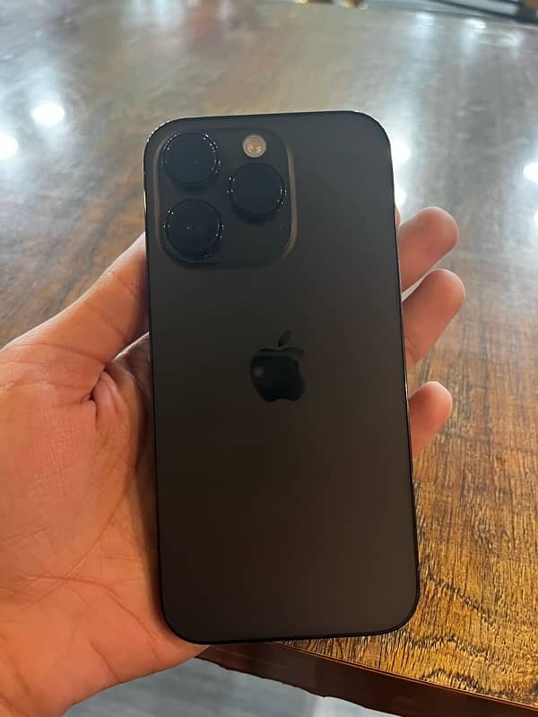 iphone 14 pro 2