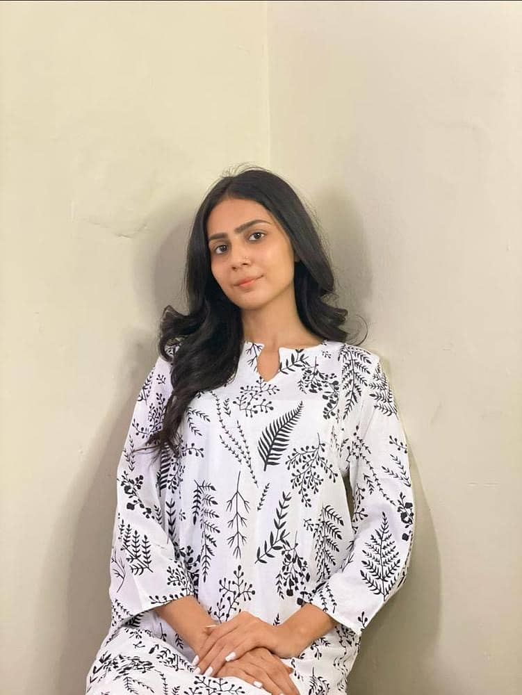 2 pc women's stitched linen leaf printed suit 1