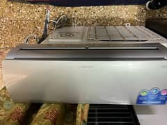 Kenwood 1 ton AC in good condition.