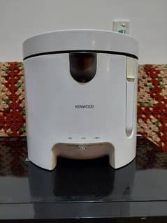 Kenwood deep fryer 2.2 Litre