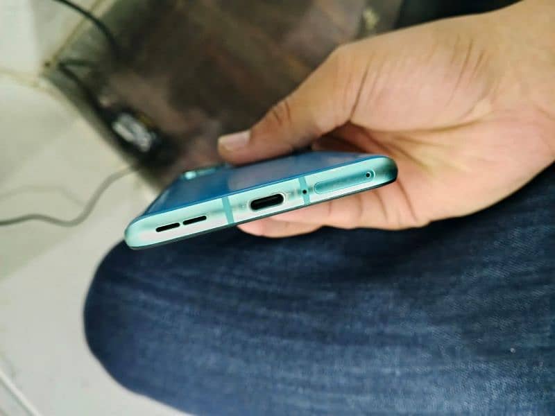 OnePlus 8t model 4