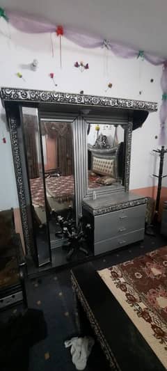 Kali shesham ka furniture complete set