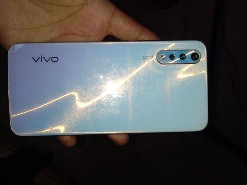 vivo s1 128 GB 4GB 3