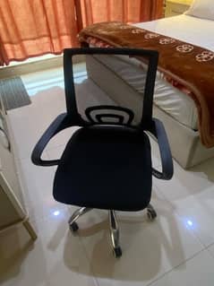 Computer chair and Table