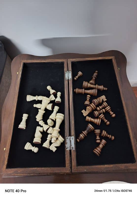 wooden chess 1