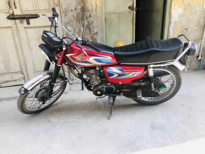 Honda CG 125 2022 3