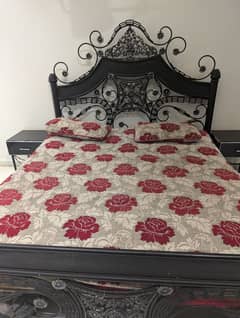 Iron Bed Set with 2 Side Tables, Spring Mattress & Dressing Table