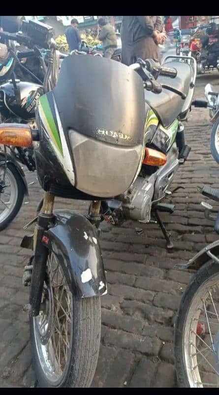 Honda 125 deluxe 4