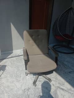 office chair in good condition