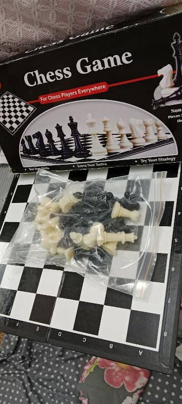 Chess board game 0