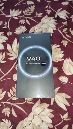 Box Pack Vivo V40 12/256 White