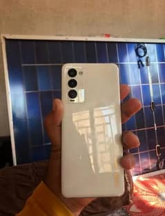 camon 18 T 4/128 gb with box