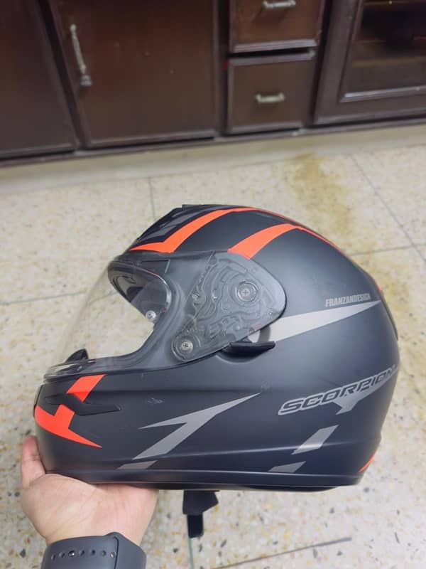 helmet 4