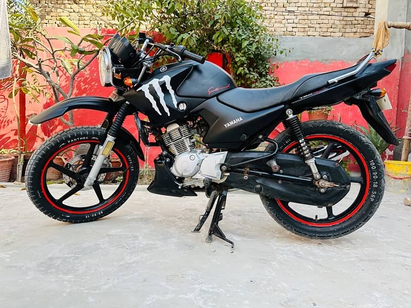 yamaha ybr g 125 3