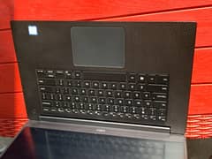 Dell xps hye 4 gb grfic hye 16 gb ram or 512 ssd m2 i 7 7th gen hye h