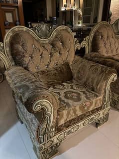 Royal Velvet Sofa Set