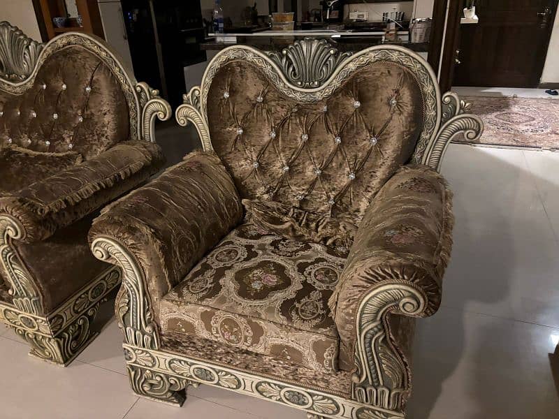 Royal Velvet Sofa Set 2