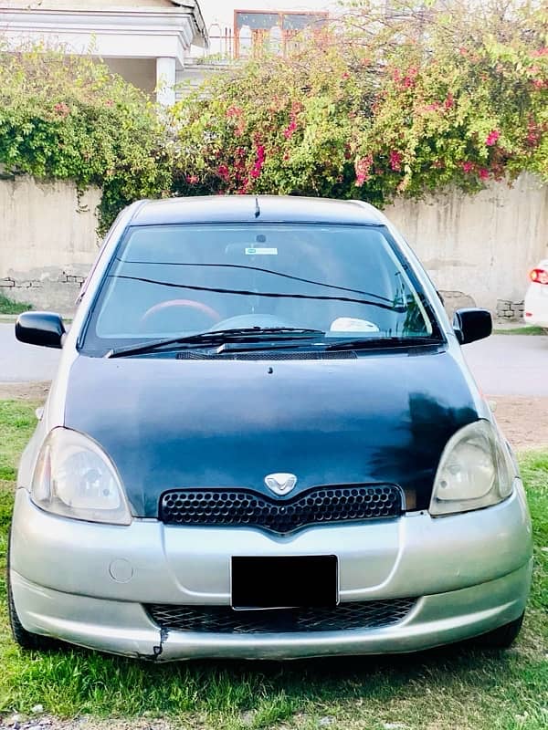 Toyota Vitz 2000 2