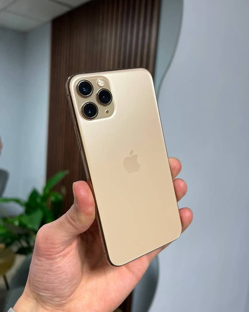 iPhone 11 Pro 4