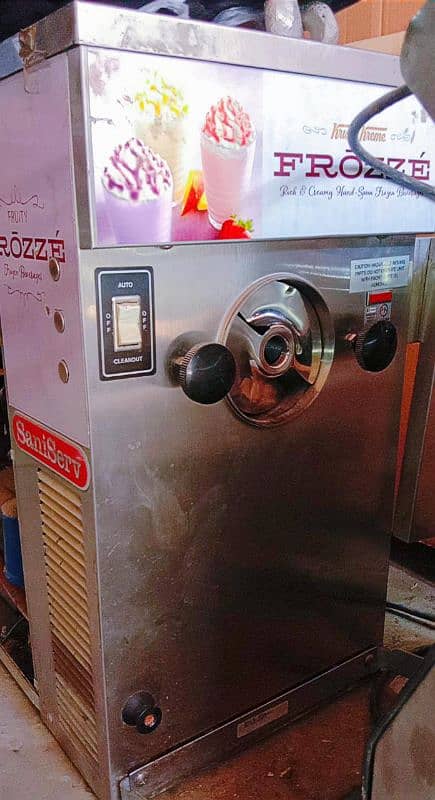 ice Cream machine 1 Handle with ice Sekhar USA 11