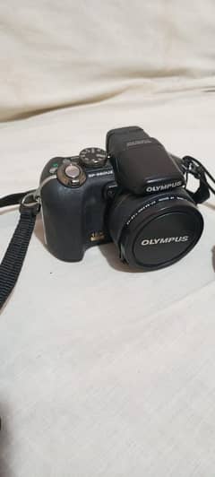 Olympus SP-560 UZ (vintage camera)