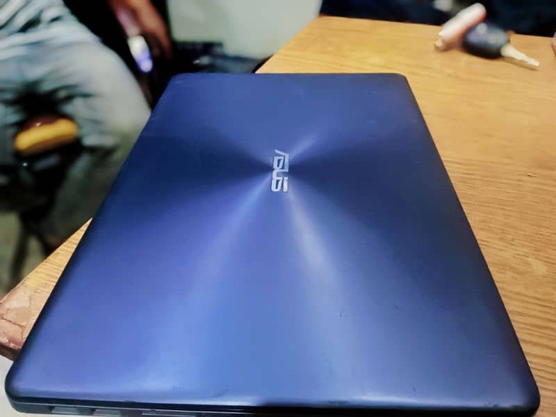 ASUS F10Q 0