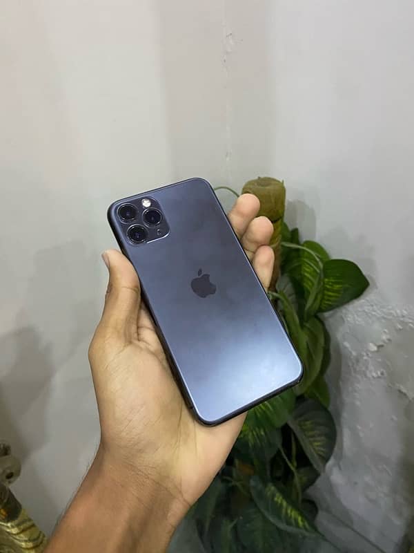 I phone 11 pro fu 6