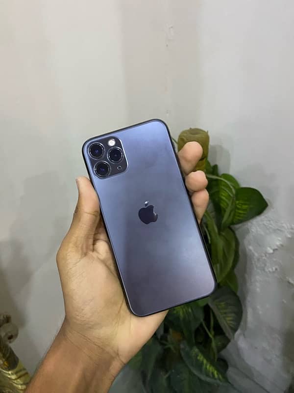 I phone 11 pro fu 7