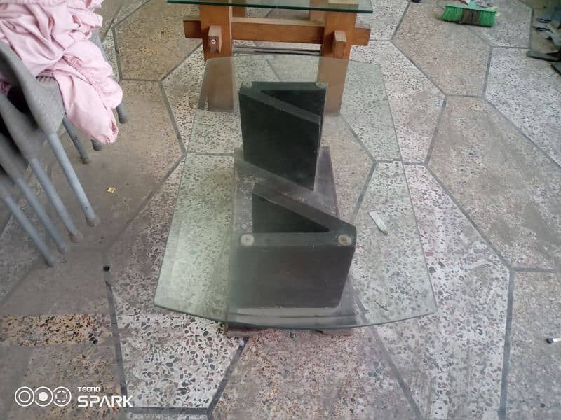 one center table for sale 7
