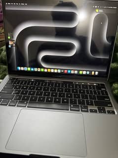 Macbook M1