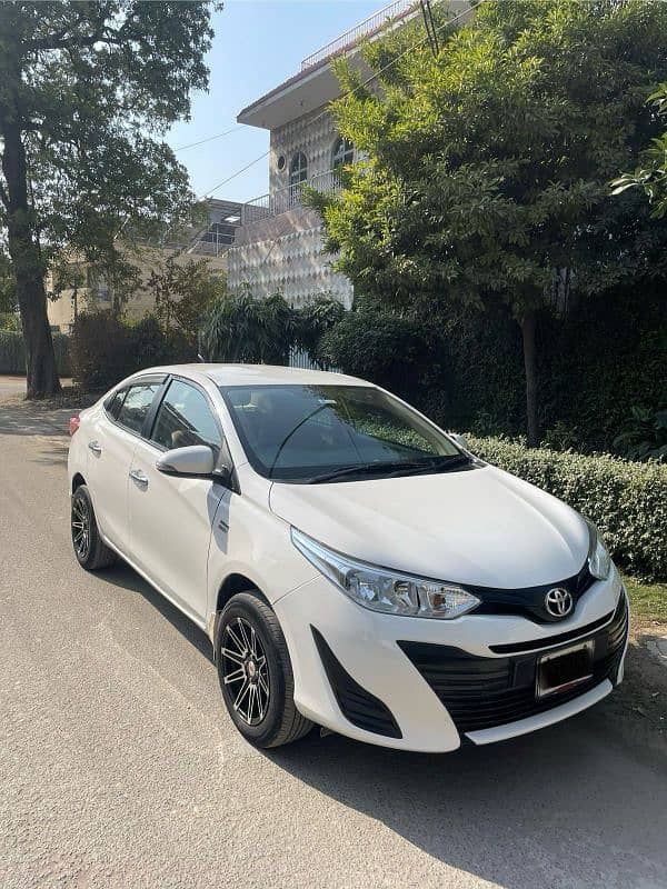 Toyota Yaris Gli 20/21 4