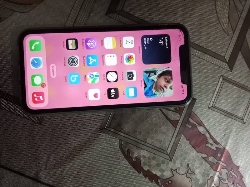 iPhone from dubai non pta 0