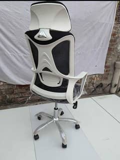 ergo white chair