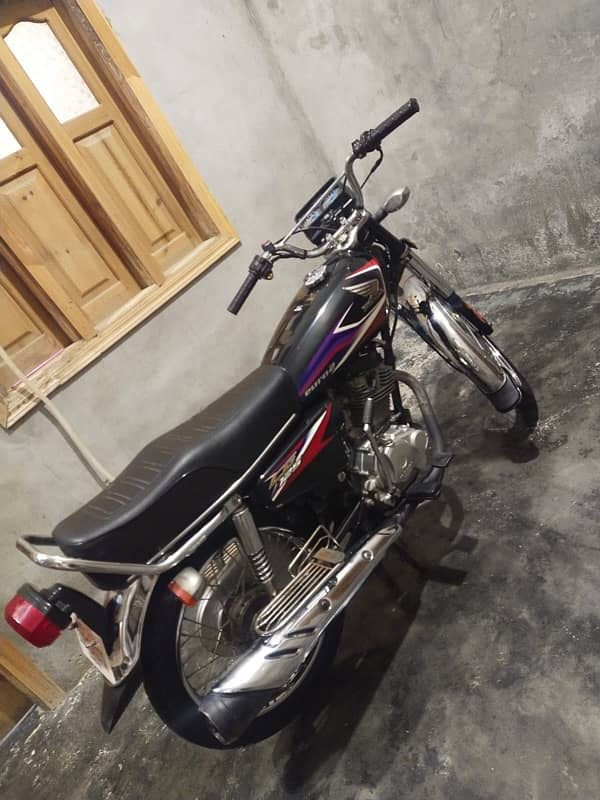 Honda 125 2017 black 0