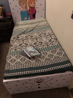 single bed for kid