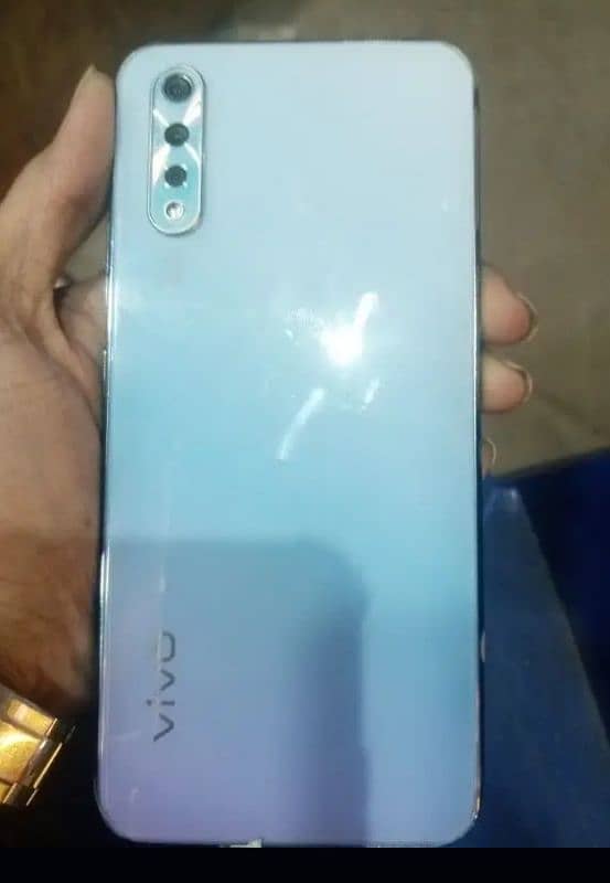 Vivo s1 phone 0